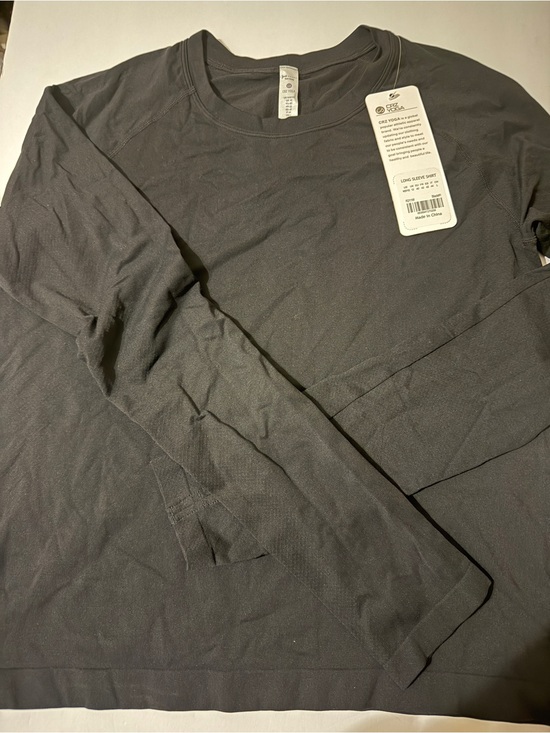 CRZ YOGA Tops - NWT CRZ Yoga Long Sleeve Shirt Black Size M Athletic Top